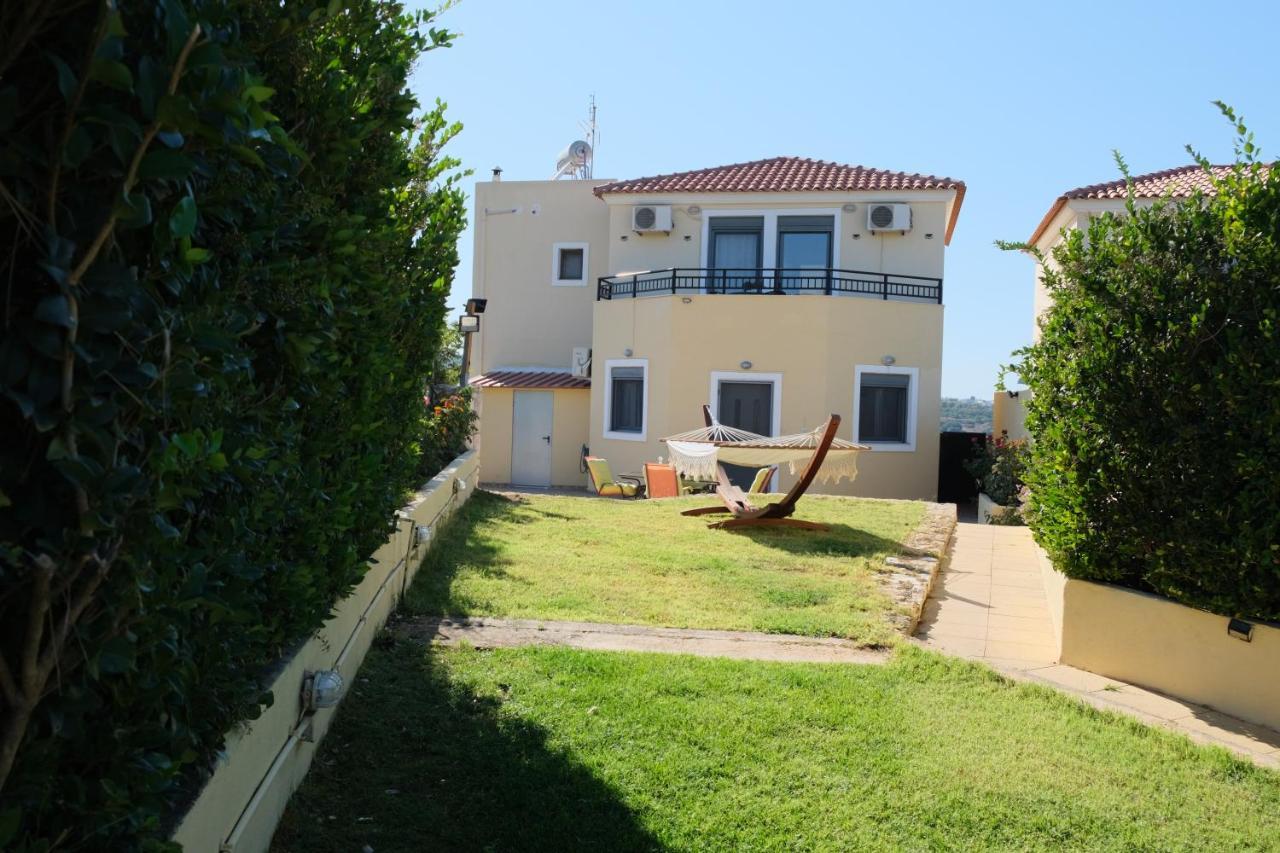 Sunny Hideaway Residence Close To The Nature Argoulidhés エクステリア 写真