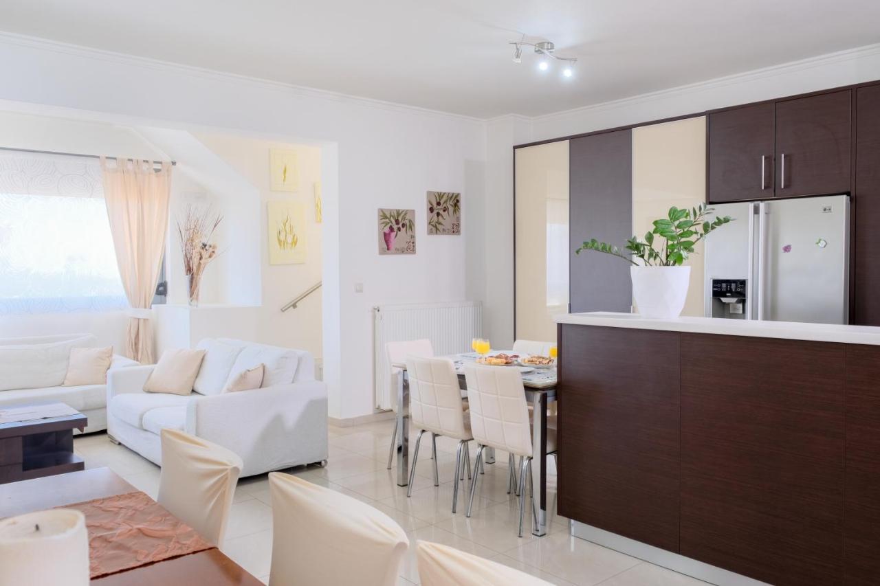 Sunny Hideaway Residence Close To The Nature Argoulidhés エクステリア 写真