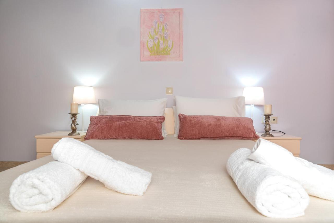 Sunny Hideaway Residence Close To The Nature Argoulidhés エクステリア 写真