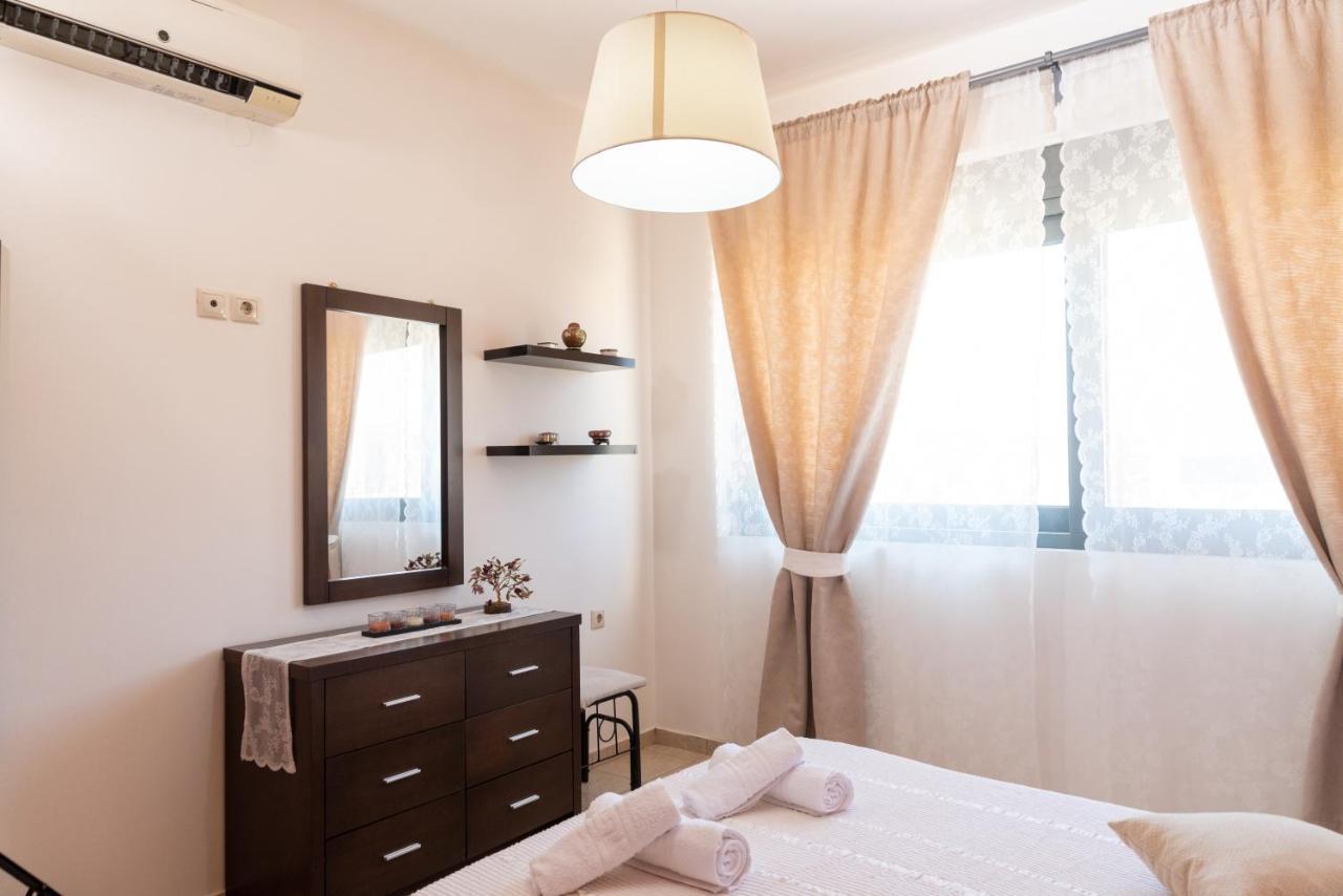 Sunny Hideaway Residence Close To The Nature Argoulidhés エクステリア 写真