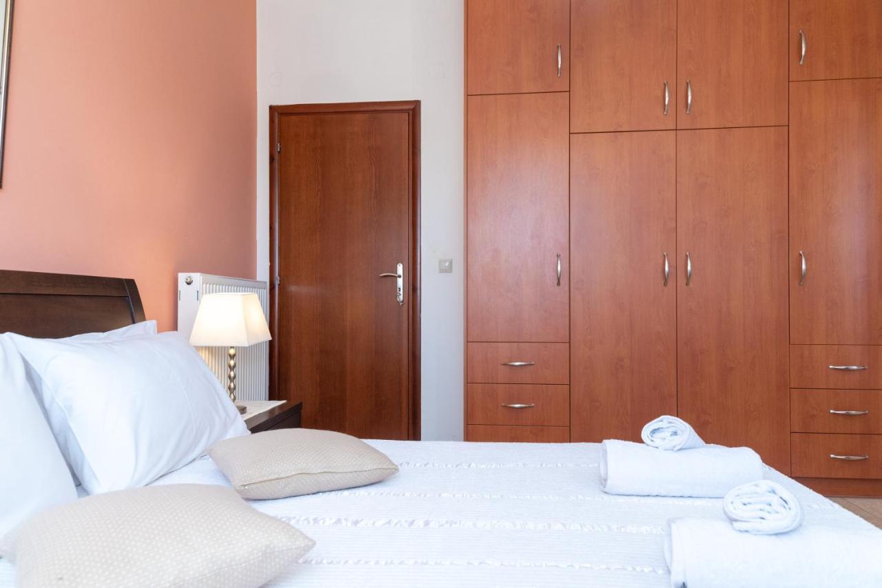 Sunny Hideaway Residence Close To The Nature Argoulidhés エクステリア 写真